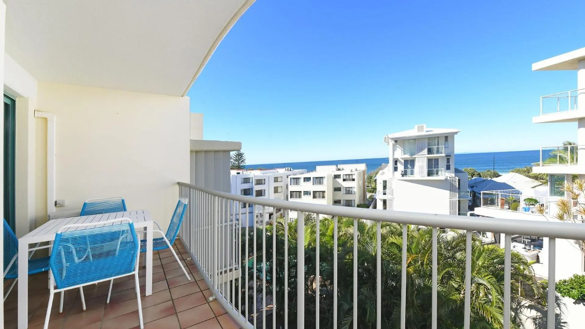 Lindomare Unit 16, 11 Orvieto Tce, Kings Beach location